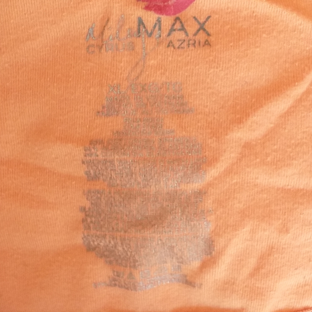 Miley Cyrus & Max Azria Tank Top - Picture 2 of 4